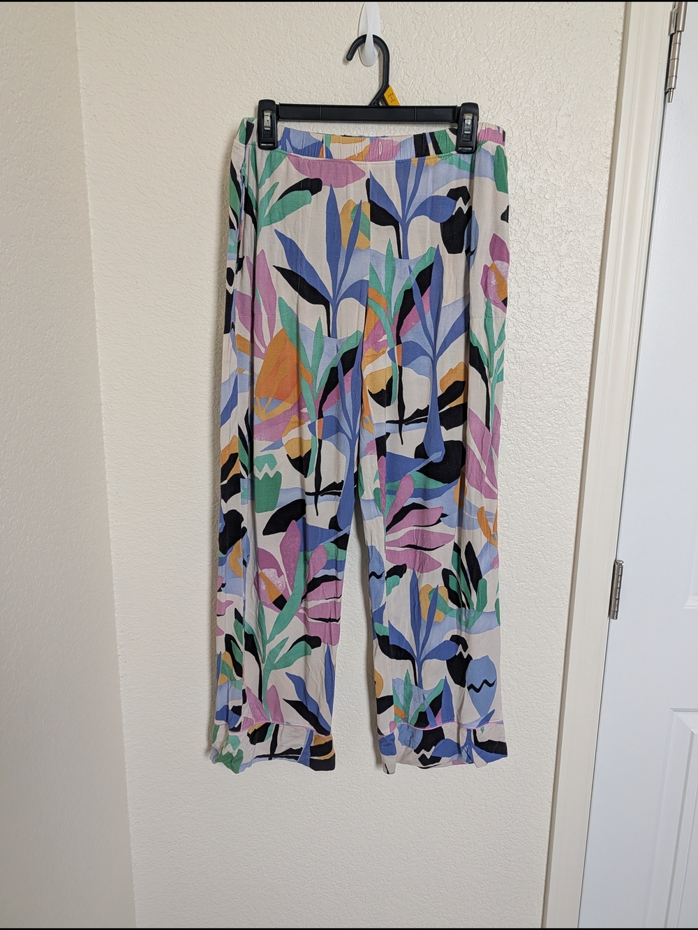 Soma Tropical Pajama Pants Bottoms Women's Size Medium Floral Print